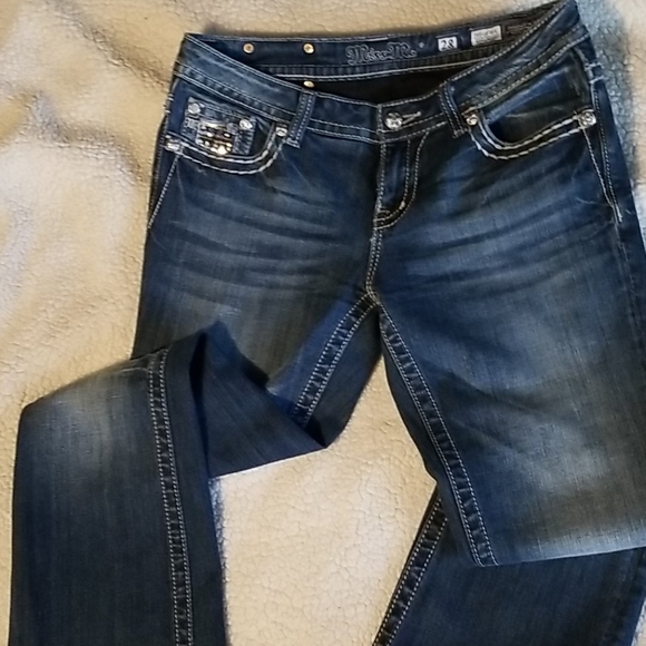 🌹Miss Me Jeans🌹 - Picture 4 of 7